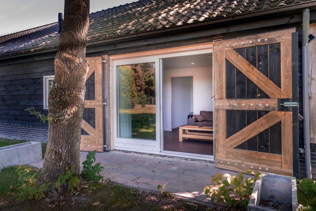 Ravennest Villa เอเปอ ภายนอก รูปภาพ