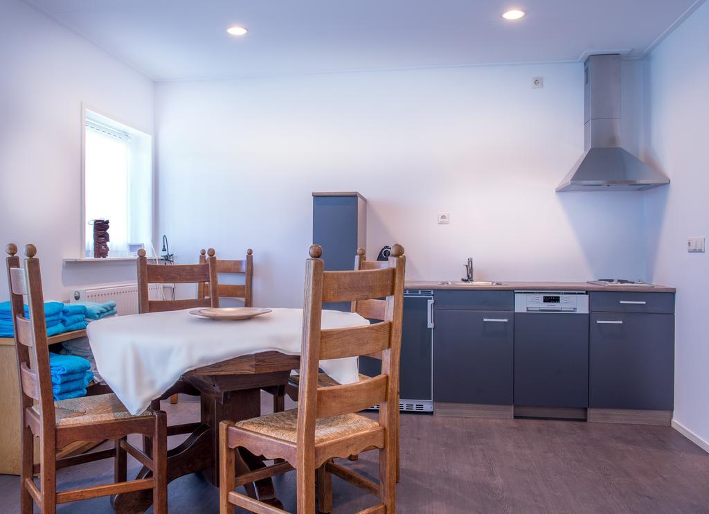 Ravennest Villa เอเปอ ภายนอก รูปภาพ